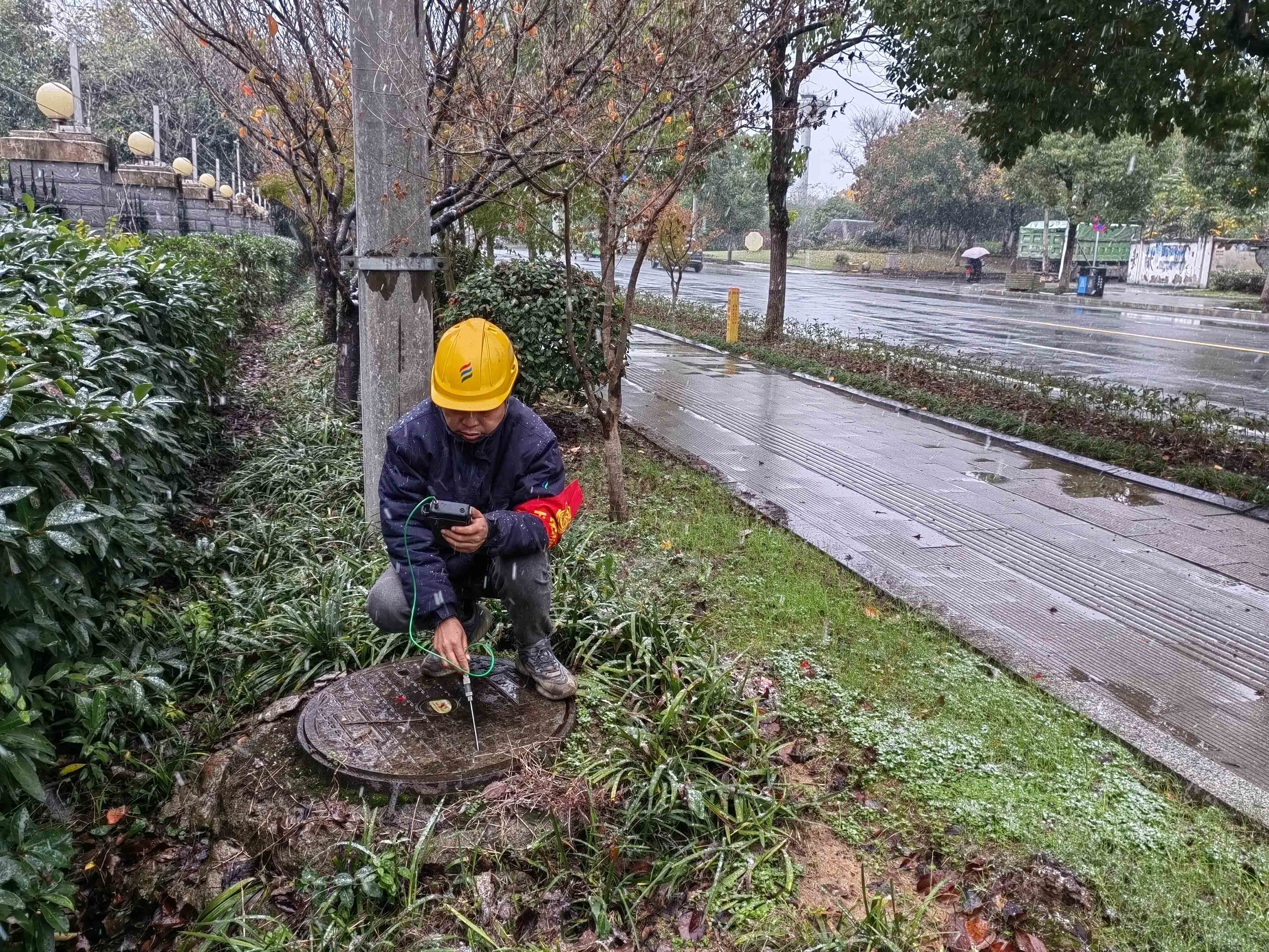 多措并舉 狠抓落實  打好抗雪防凍阻擊戰(zhàn)